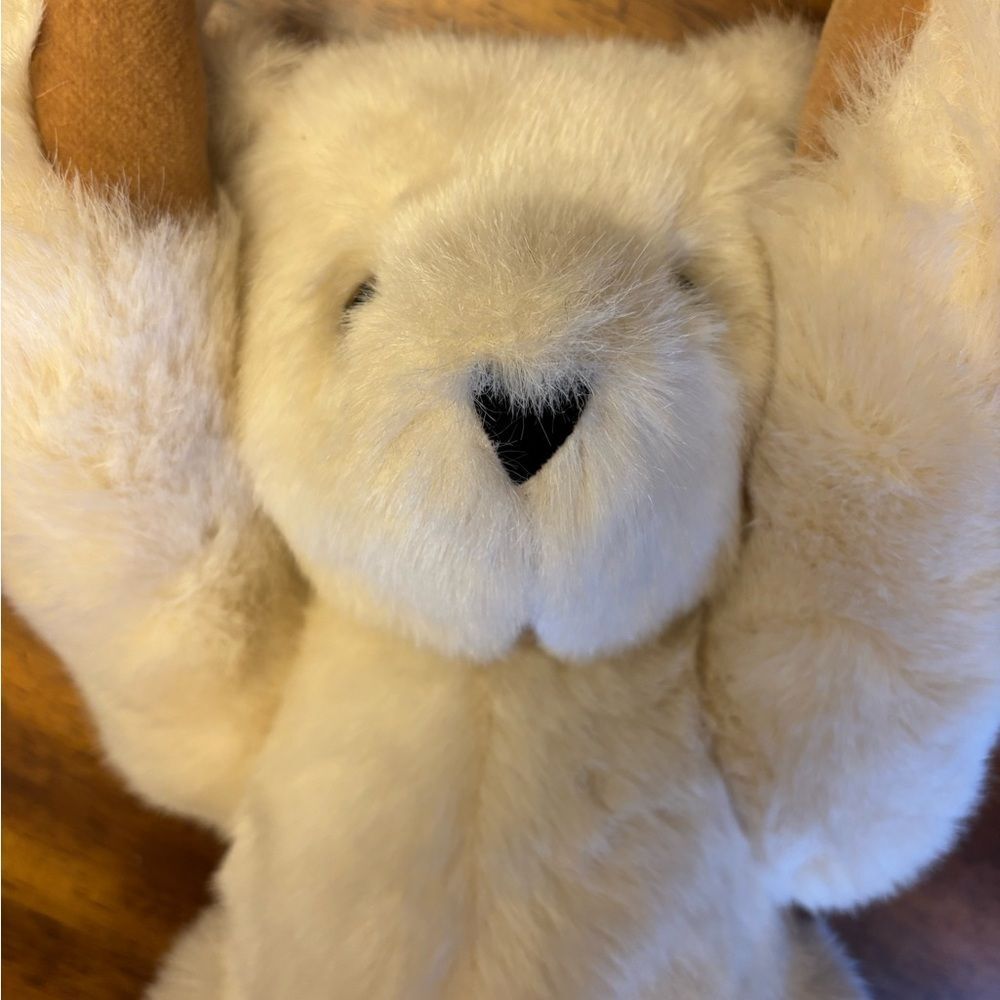 Adorable Cream Vermont Teddy Bear Plush Toy NWOT - Picture 3 of 7